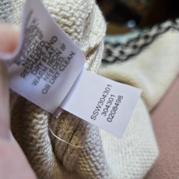 J. Jill Fair Isle Nordic Relaxed Fit Classic Style Cream Teal & Black Sweater - Picture 9 of 9